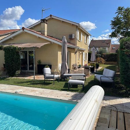 Villa Individuelle - Chassieu Zewnętrze zdjęcie