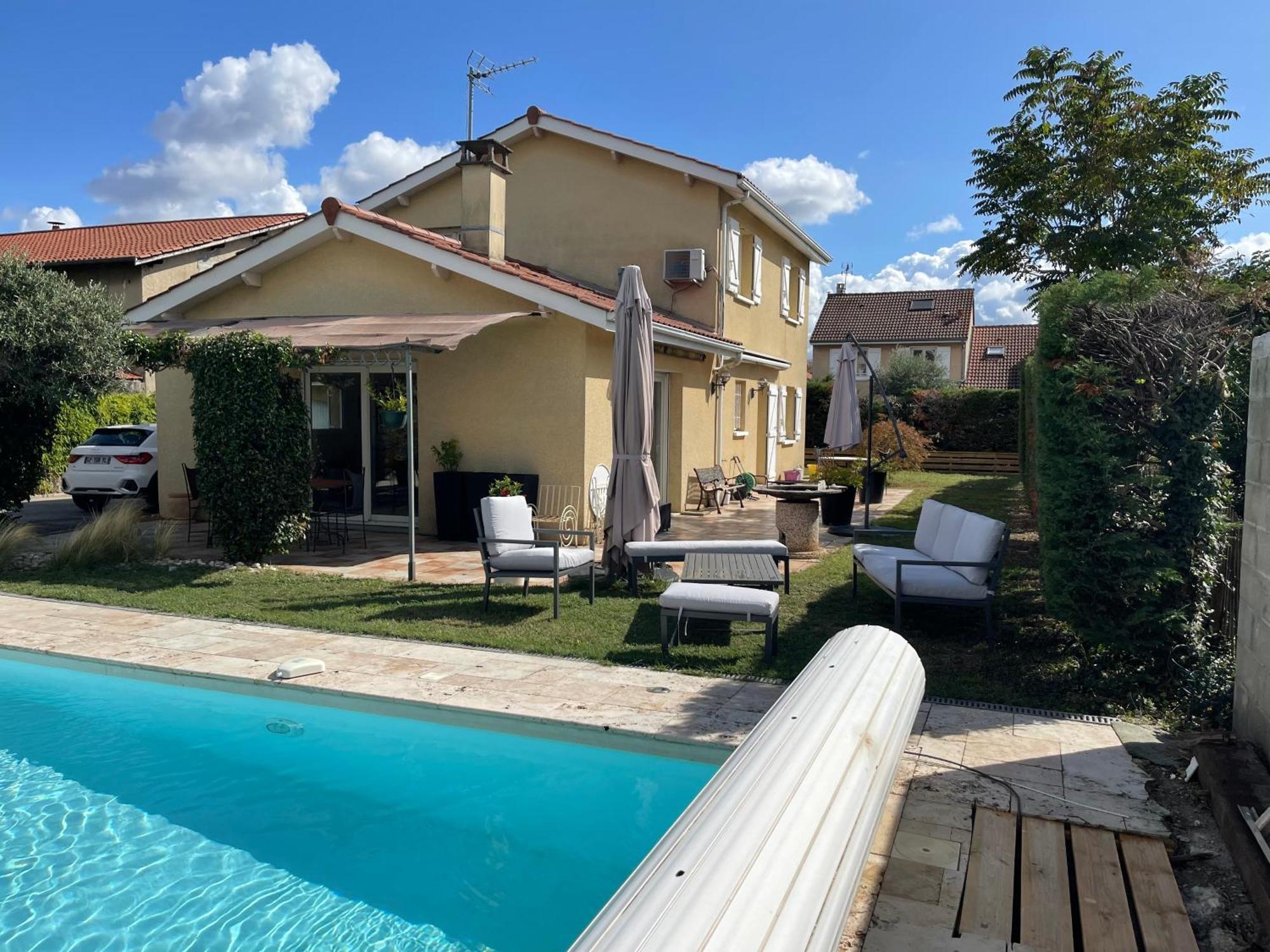 Villa Individuelle - Chassieu Zewnętrze zdjęcie